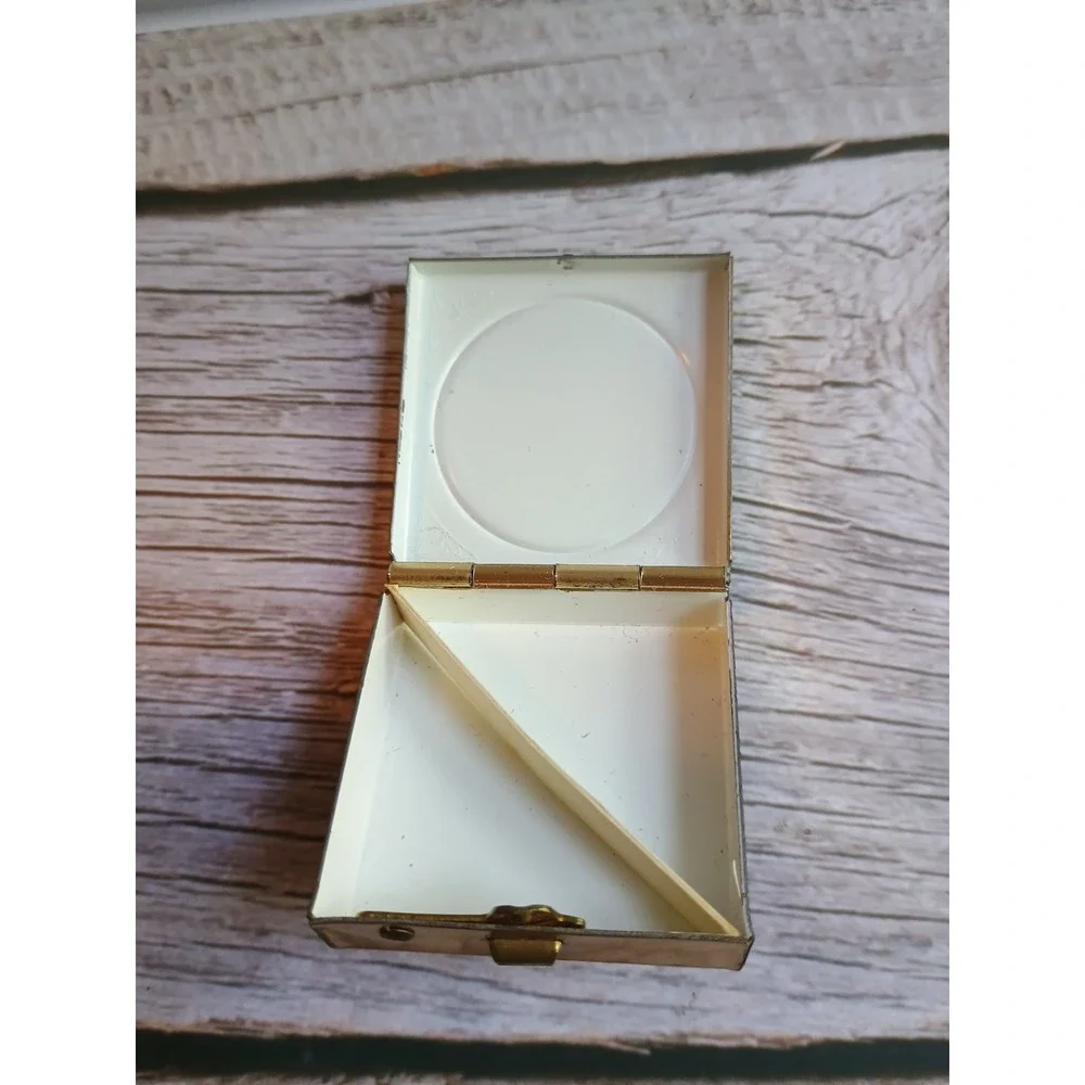 Vintage‎ Portrait Baseball Player Batting 1.5 x 1.5 Clasp Trinket Pill Box Case